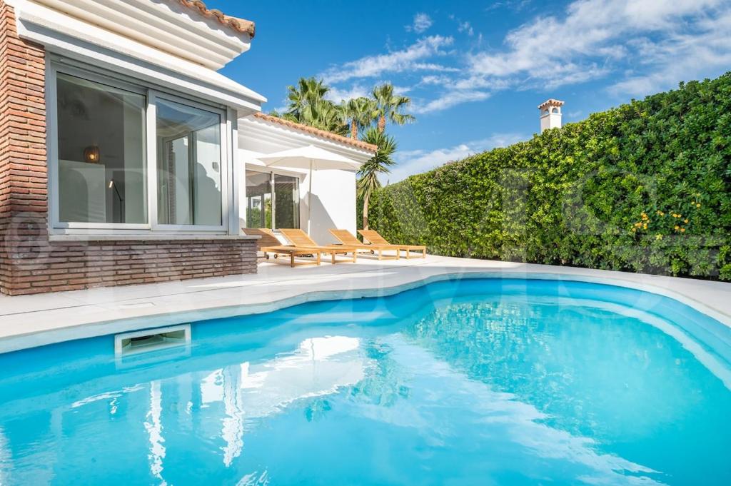 Exclusive 4BR Family Villa with Pool & BBQ REMS - 5