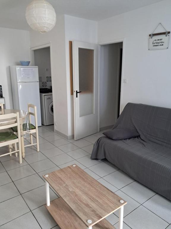 APPARTEMENT BORD DE MER - 2