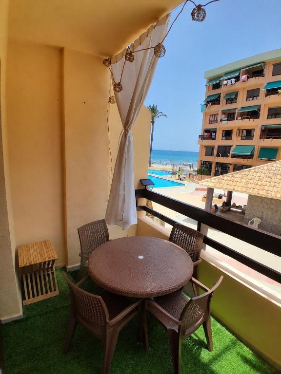 Paraíso Frente al Mar con Hidromasaje Piscina y Minigolf - 3