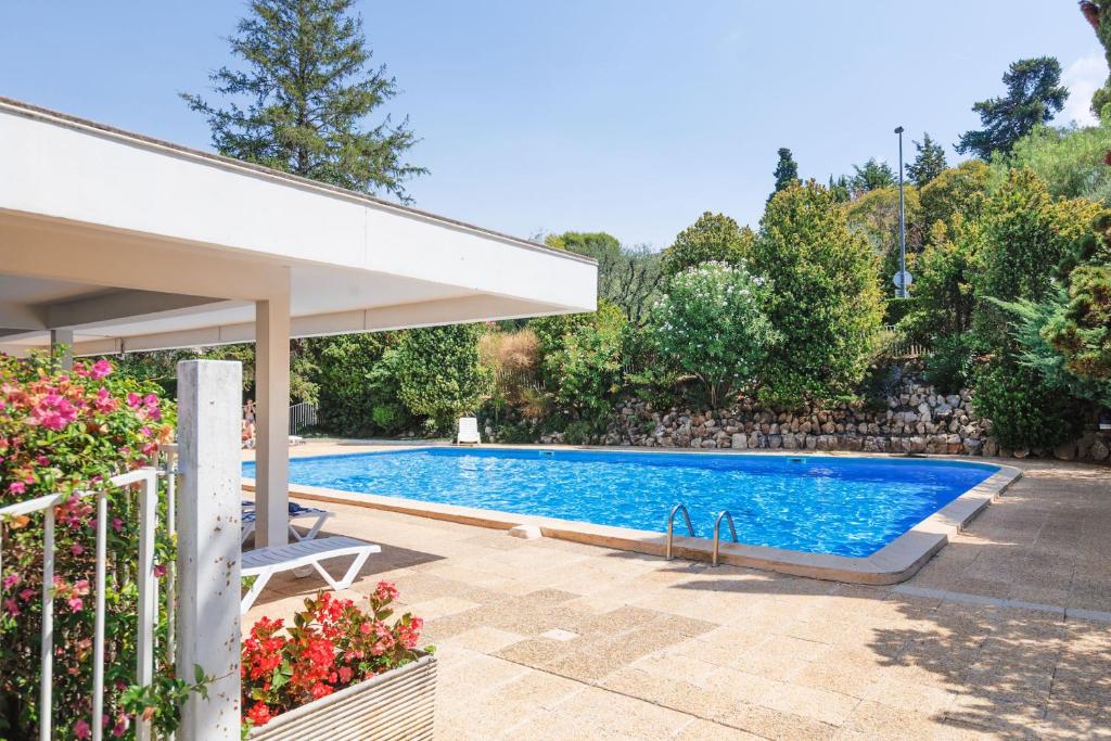 Upstays Cosy Studio 15m2 with pool and quiet - 5