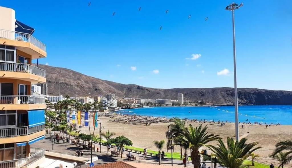 Apartment with mountain views in Los Cristianos - 3