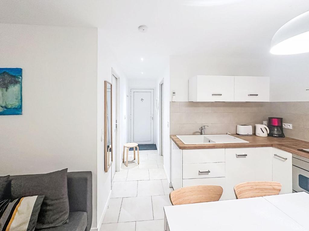 Apartment Le Perregaux by Interhome - 2