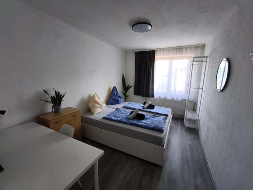 Modern Flat in Quaint Residence with Idyllic Garden - 5