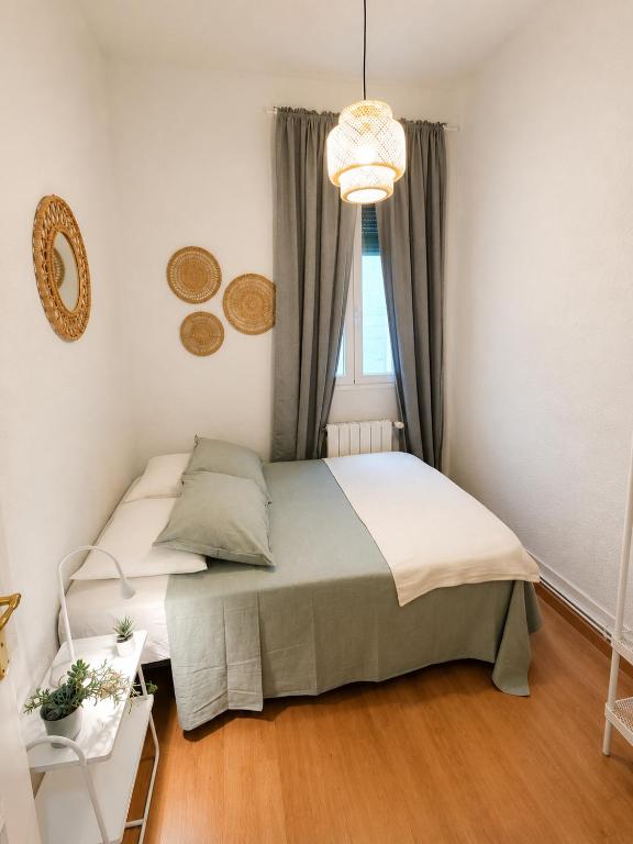 Fernan Gonzalez Street, Private rooms - 1