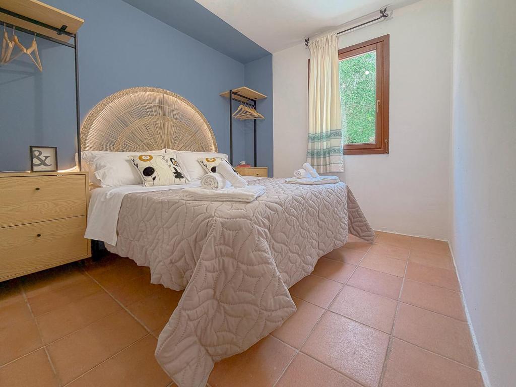 Sea View over Portisco Bay - Spacious 3BR Home - Clima by Host Hero - 5