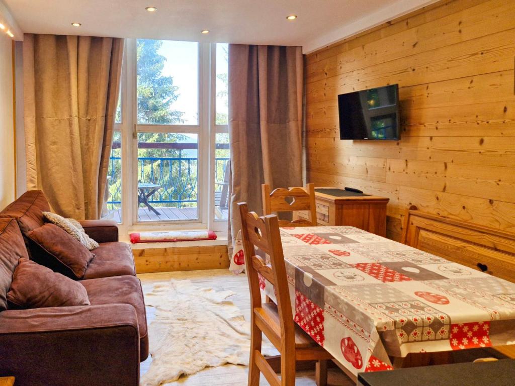 Duplex rénové pour 4 pers, proche pistes, balcon et Wi-Fi aux Arcs 1800 - FR-1-411-804 - 1