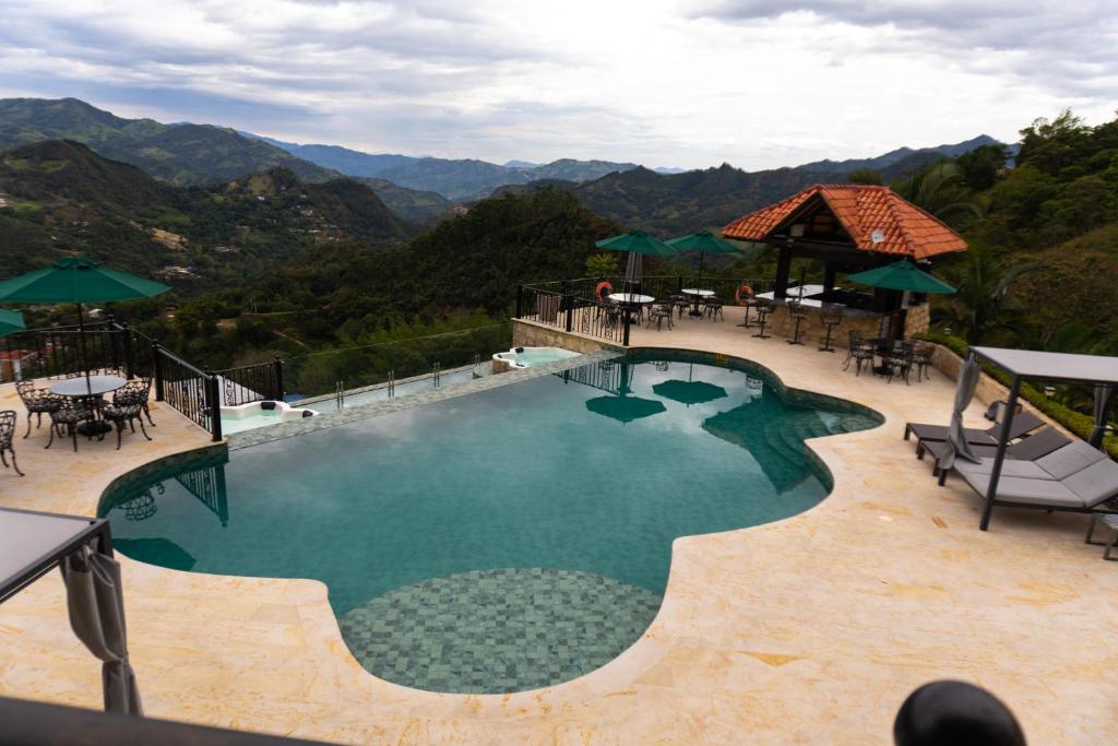 La Colina Resort SAS - 3