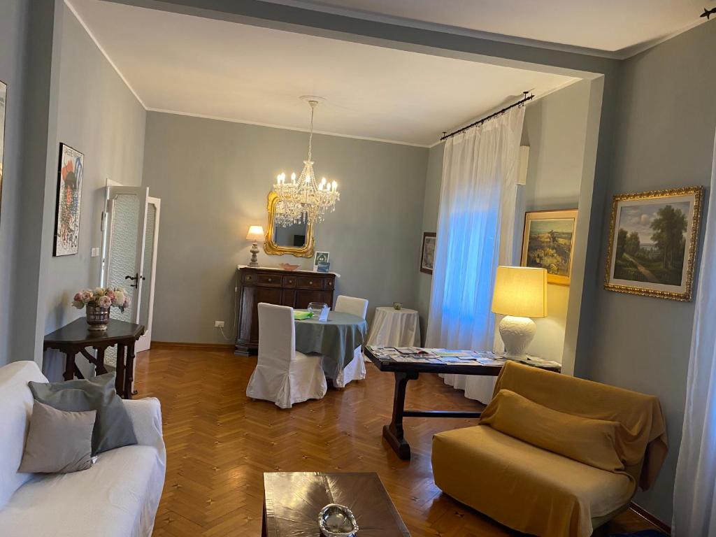 Golden Ravenna- large appartment in center - 3