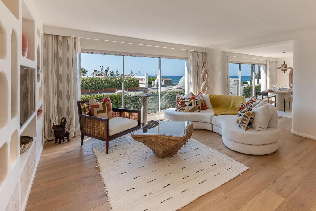 Oasis Beach House - 3