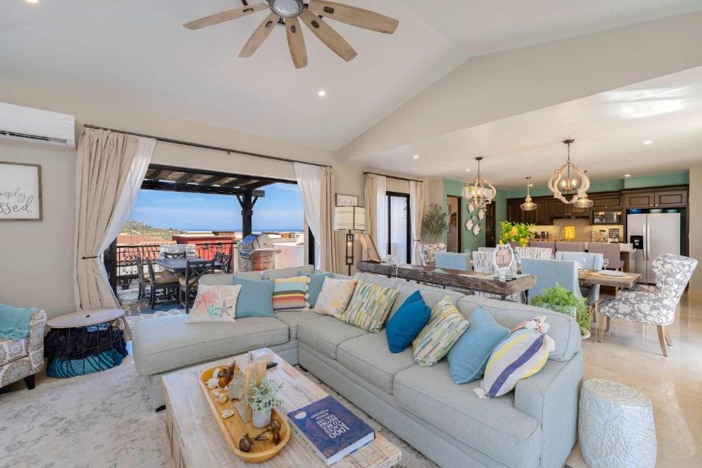 Luxury House with Ocean View - 1