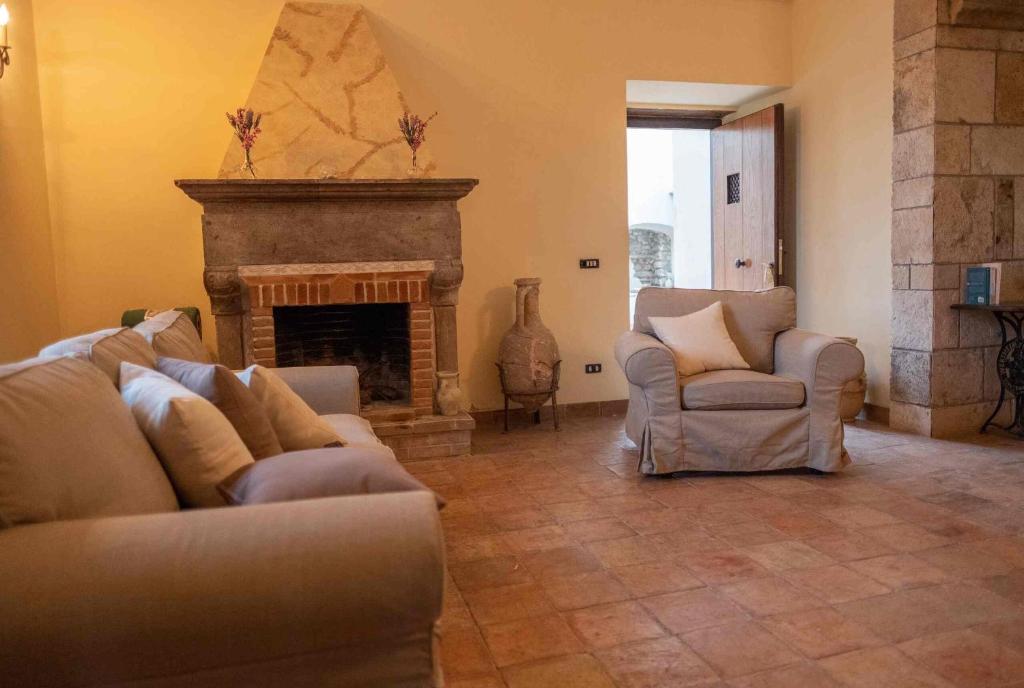 Historic Relais Santa Lucia - 3