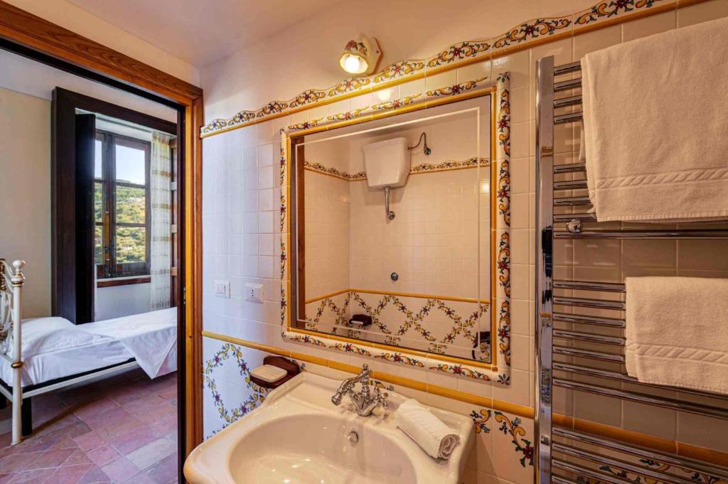 Historic Relais Santa Lucia - 5