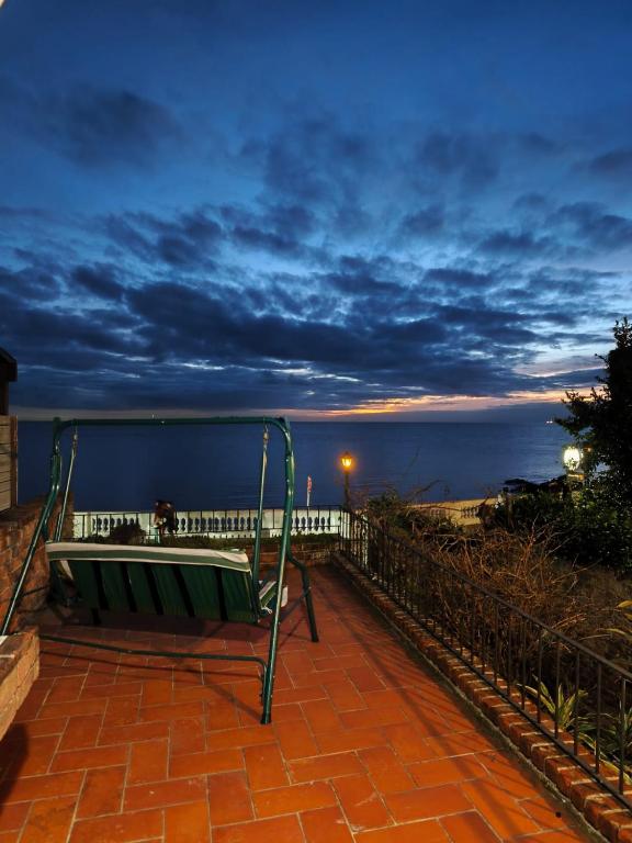Casa Terraza al Río en Barrio Histórico con parrilla - 3
