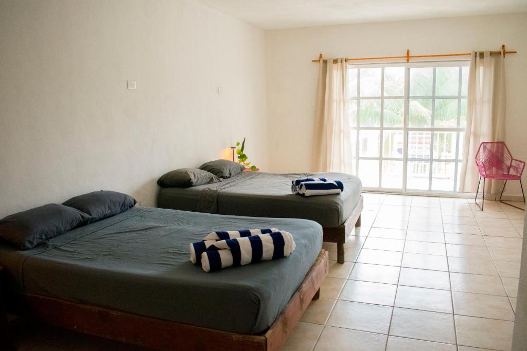 Balu Hotel - 1