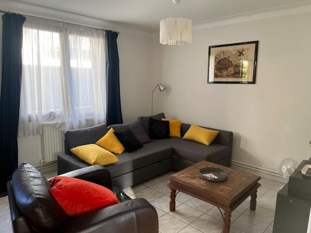 Maison avec jardin proche lac - 1