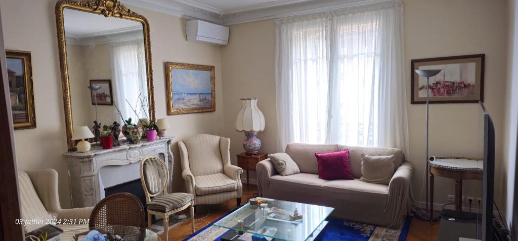 Appartement climatisé 70 m2 à Paris Trocadéro à louer en bail de mobilité - 1
