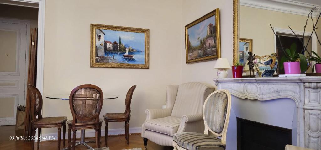 Appartement climatisé 70 m2 à Paris Trocadéro à louer en bail de mobilité - 3