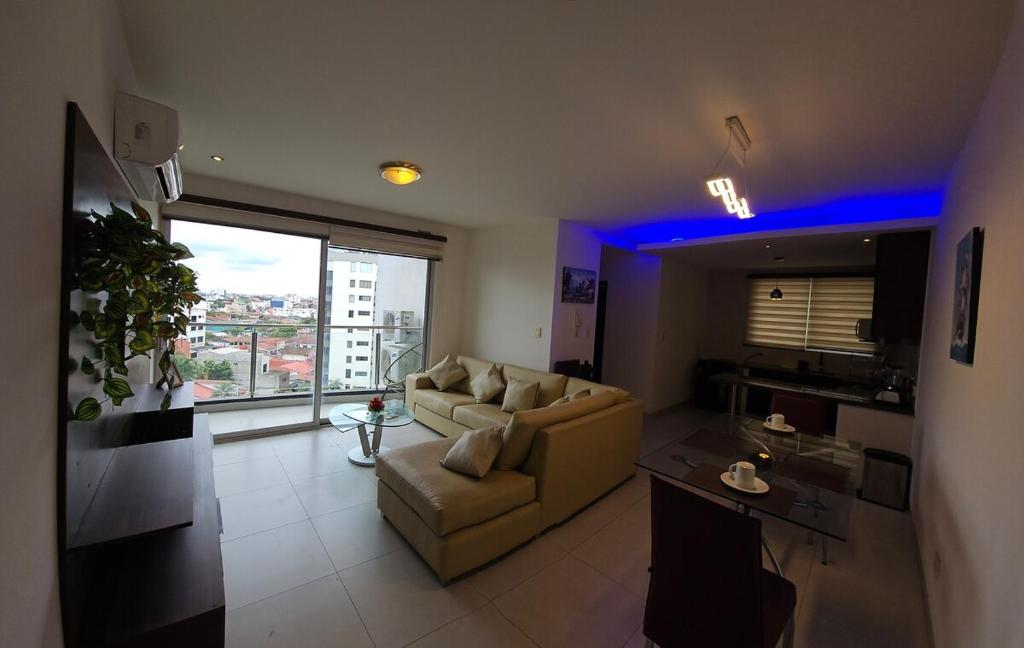 Cozy apartment with city views - 1