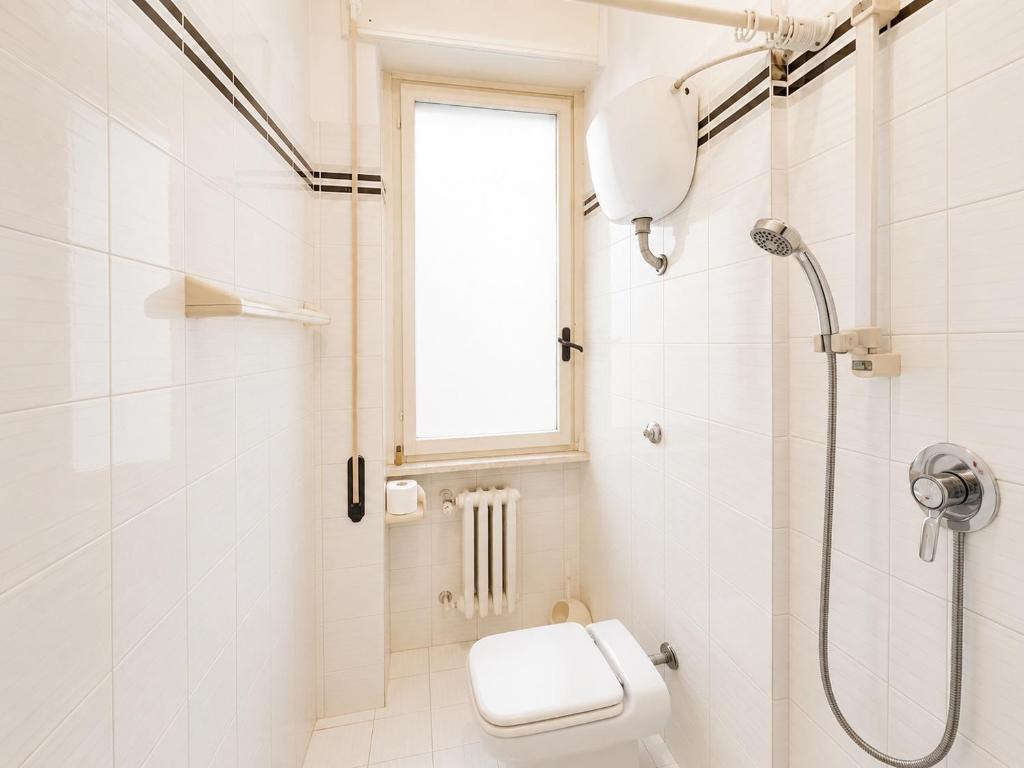 Double Room with Private Bathroom 6 Minutes from the Sea - 4