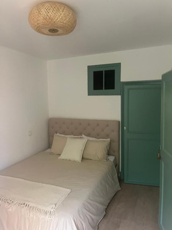 Charming flat in a Medieval village - 3
