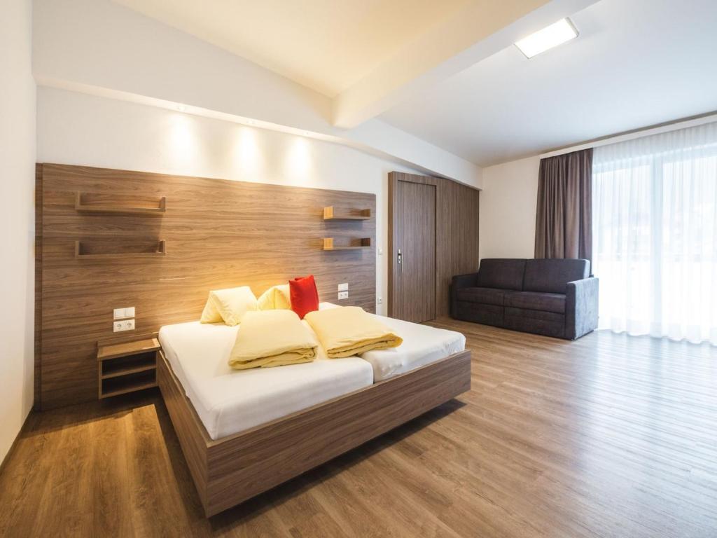 Apartment in Kleinarl near Ski-Area with Balcony & Parking - 5