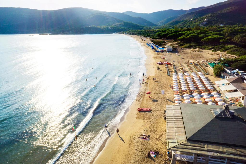 Hotel Club Lacona — Hotel in Capoliveri