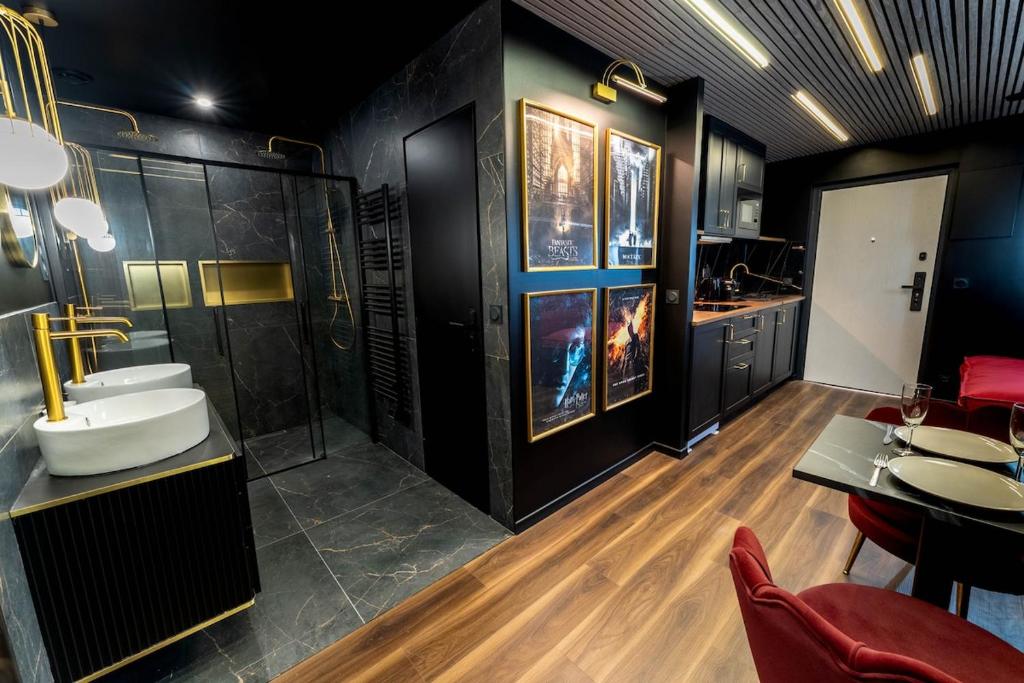 Cinéma Room - 2