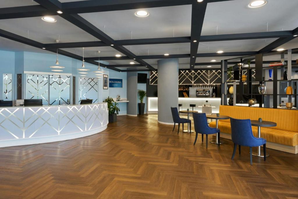 Four Points Flex by Sheraton Bologna Airport - 1
