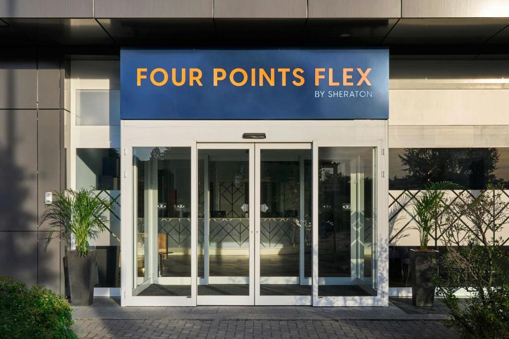 Four Points Flex by Sheraton Bologna Airport - 2