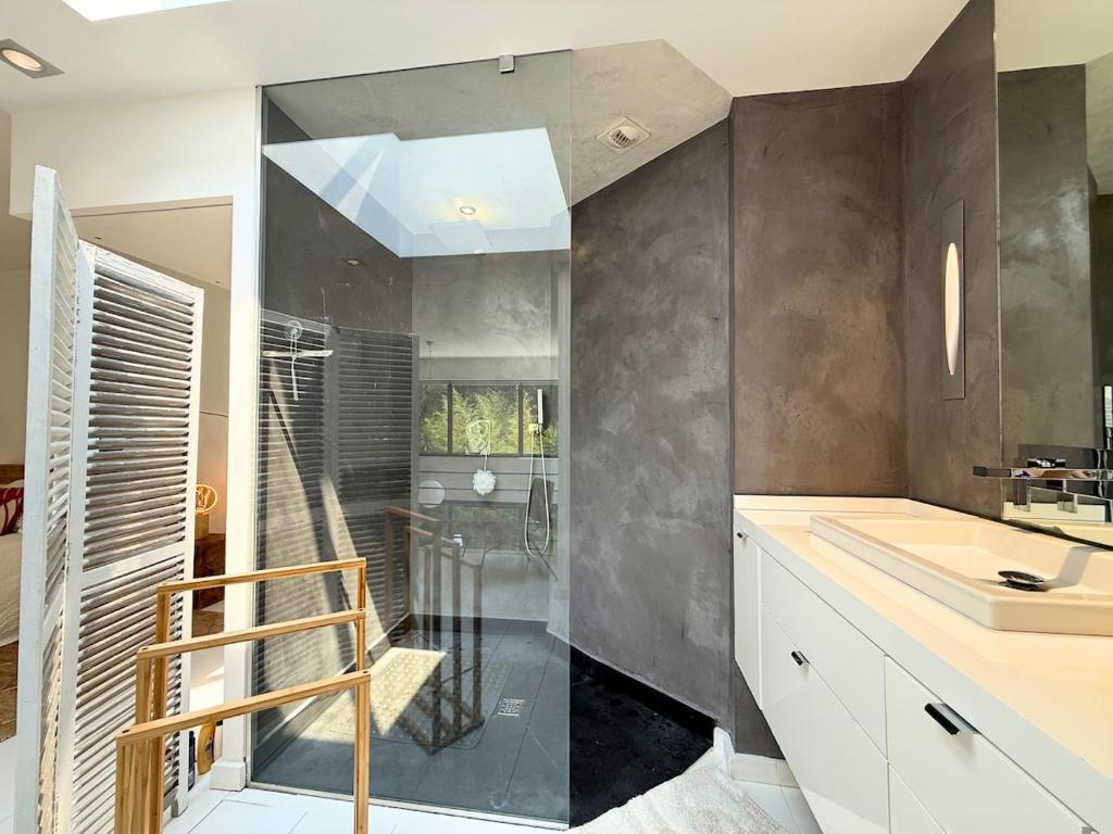 Villa d'architecte, Proche Mer & Cadre Verdoyant - 4