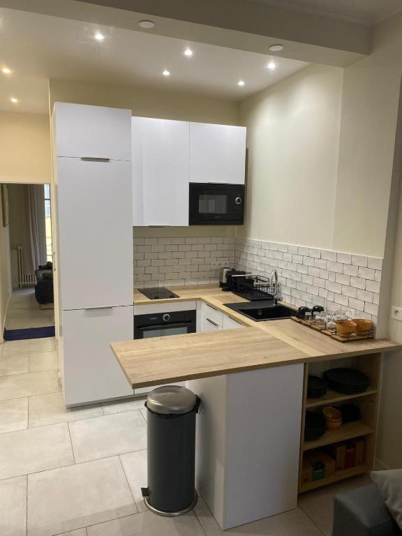 Quiet and bright apartment in the heart of Nice - 5