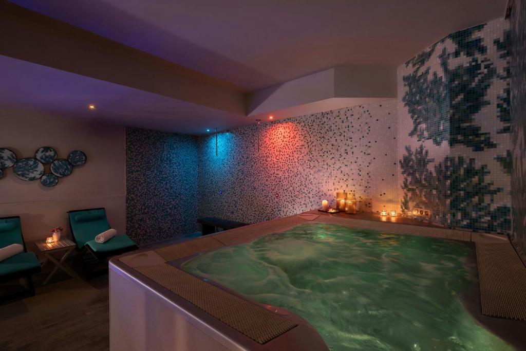 Four Points by Sheraton Catania Hotel - 3