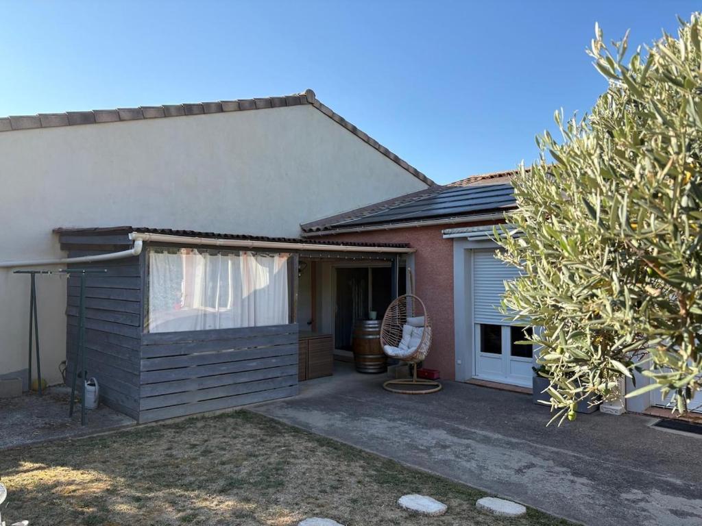 Maison avec piscine à proximité de la cité - 2