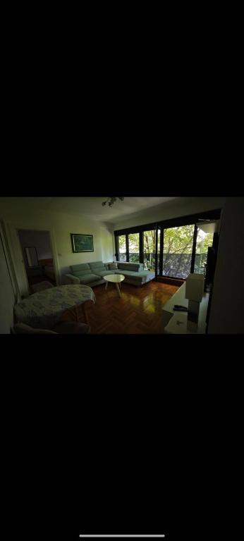 Cozy Nest - 1