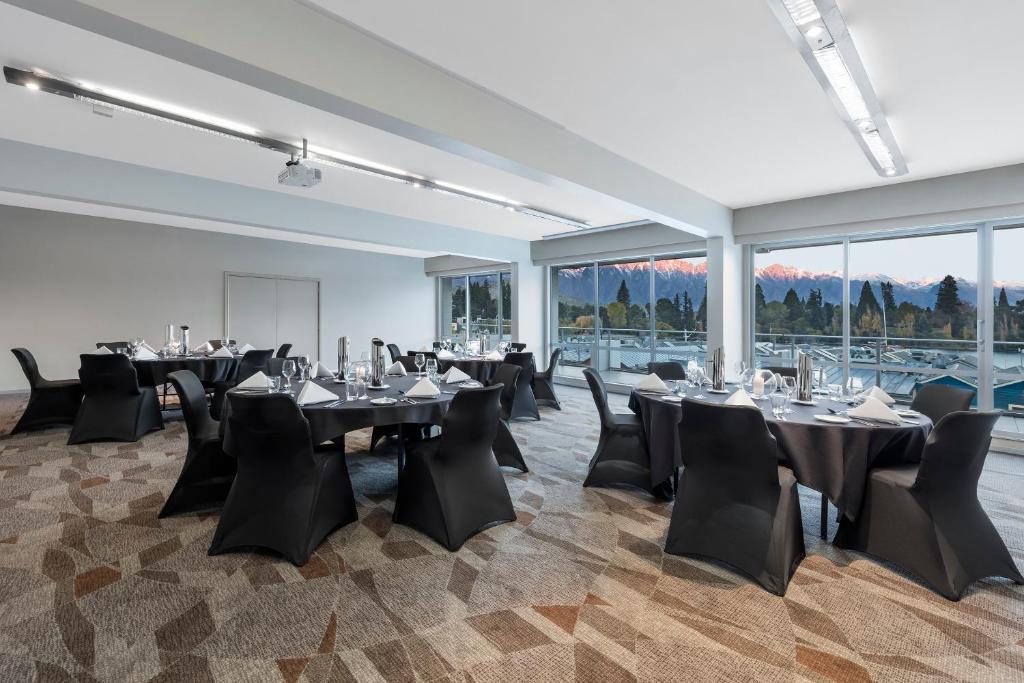 皇冕假日飯店-皇后鎮-洲際飯店集團旗下 (Crowne Plaza Queenstown By IHG)