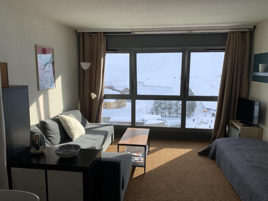 Studio with Panoramic Views - 1