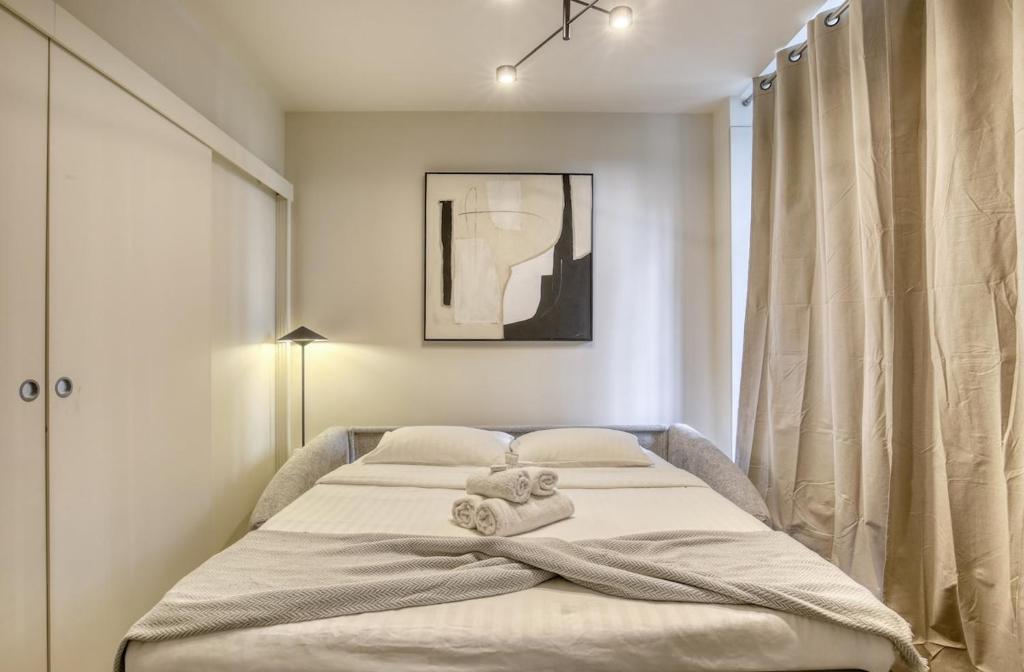 Le Patio Réaumur Elegant 2-Bedroom - 1