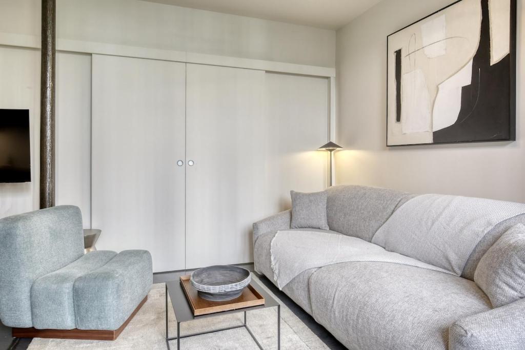 Le Patio Réaumur Elegant 2-Bedroom - 3