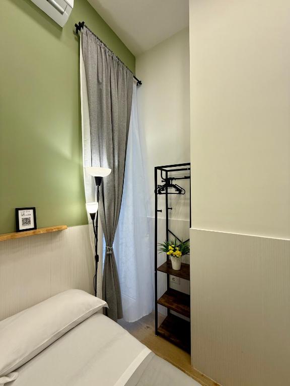 MERY&INES guest house Central Station - 5