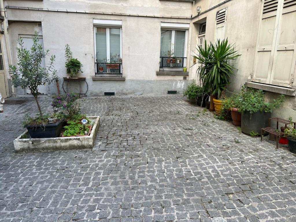 Studio pres du canal l'ourcq - secretan - 3