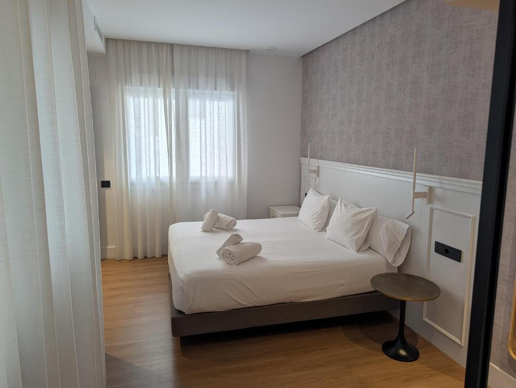 Príncipe de Vergara Rooms - 1