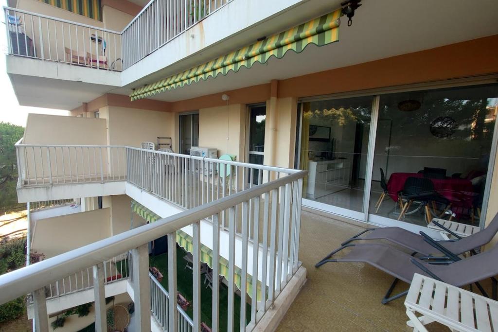 Cozy apartment with AC, parking and terrace - 4