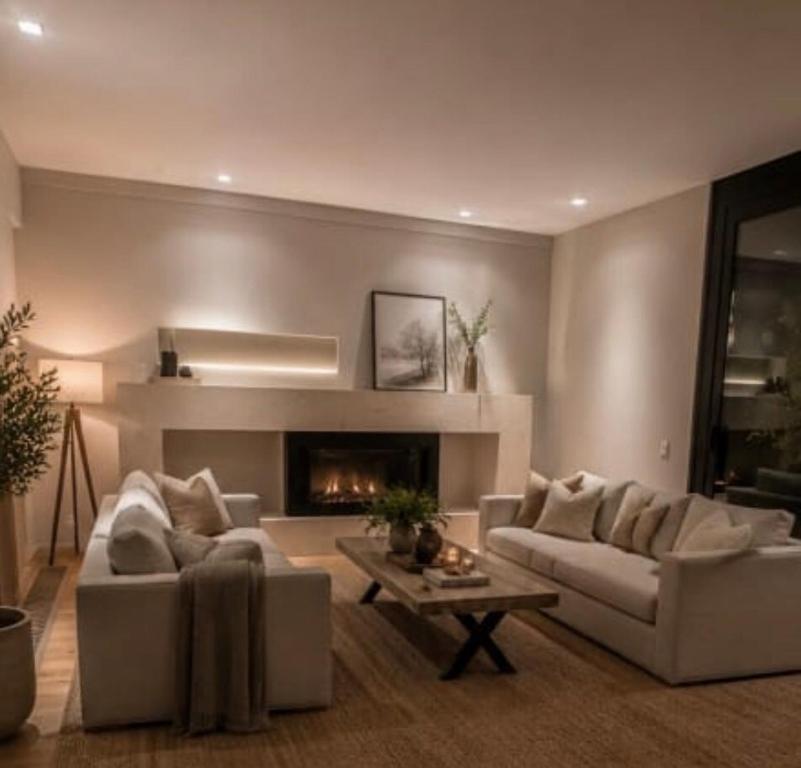 Modern Luxury Home - Arelauquen Golf Course Views - 1