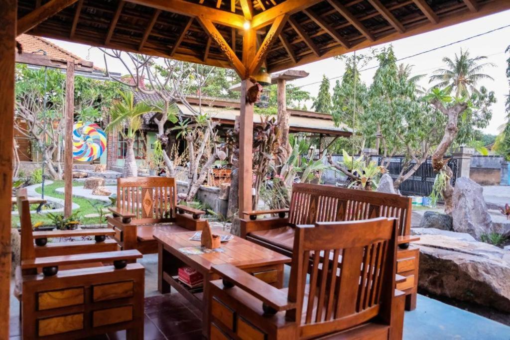 SUNRISE LODGE & LOUNGE