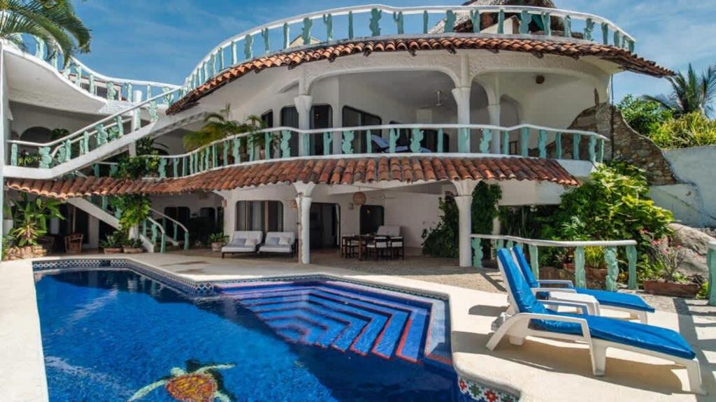 El Faro Apt Sweeping Views Pool & 3 Bedrooms - 5