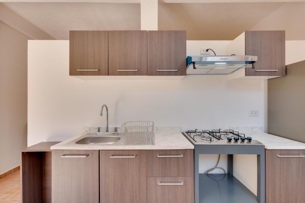 7 Mi to Borda Garden, Guest House w/ Courtyard - 5