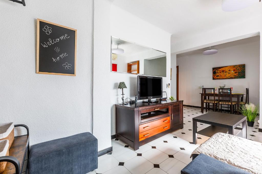 Corte Inglés Area - 3 bedrooms - Elevator - AC -Wi-Fi - 2