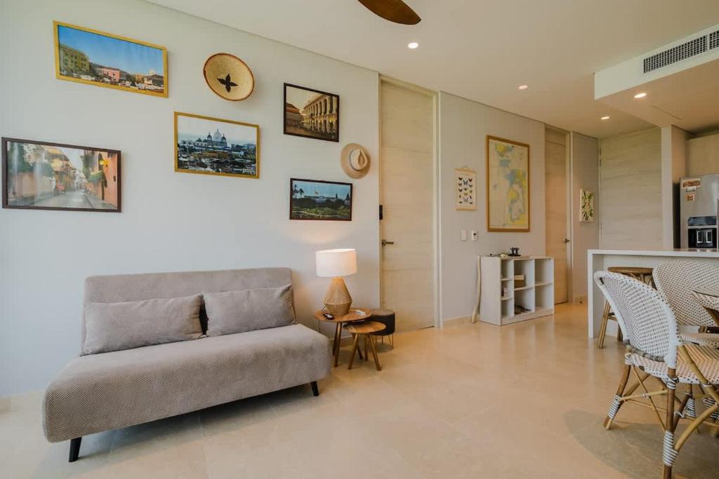 2BR apartment with balcony and amazing views - 3