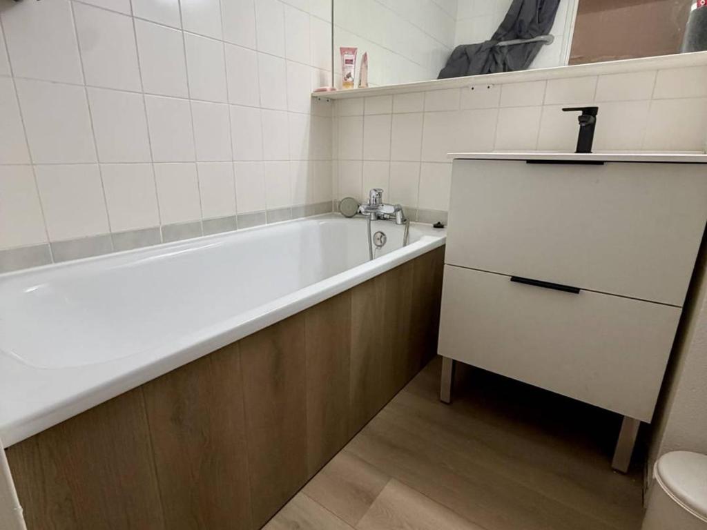 Studio cabine hyper-centre avec balcon - 4 pers. - FR-1-234-360 - 2