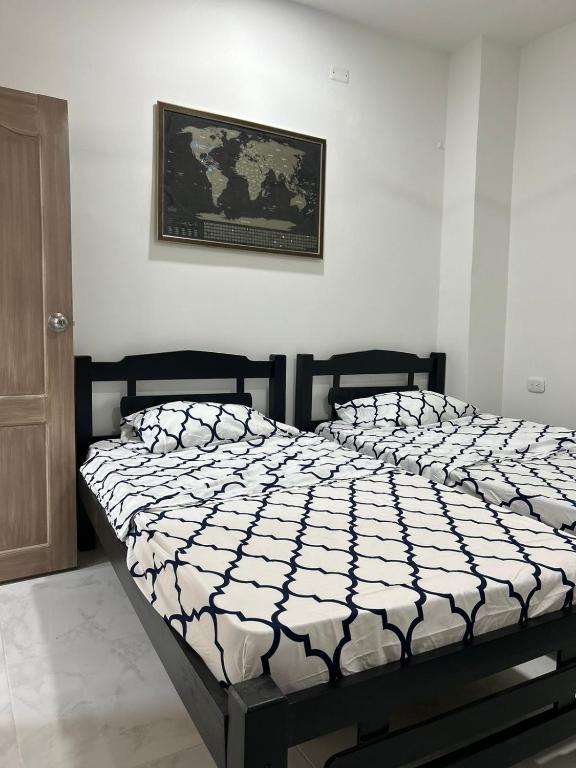 Comfortable spacious House near Av Primera and downtown - 4